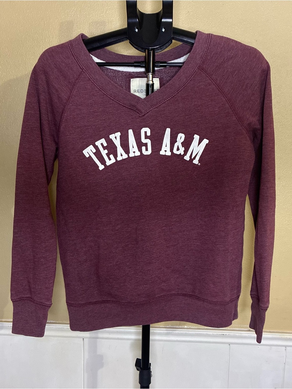 Texas A&M Women's V-Neck Sweatshirt - Maroon